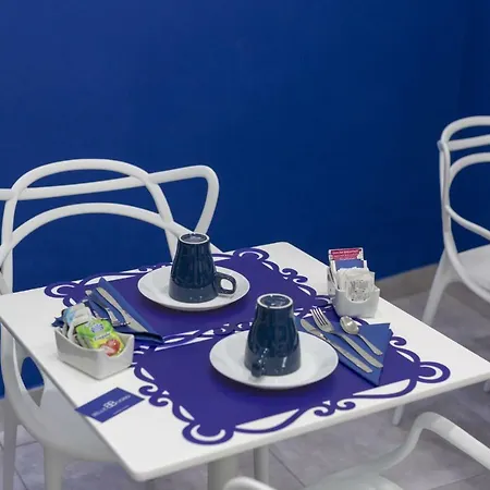 Bell'ebbuono 4* نابولي